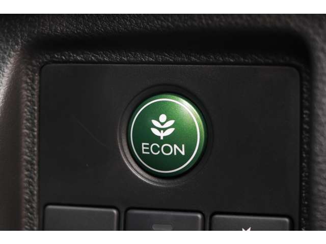 ECONモードを標準装備★エンジンやCVTなどを最適にコントロール自動的にムダを省いて燃費の向上をサポートします。