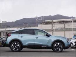 【新車保証継承】こちらのお車は、新車保証継承をしてお渡し致しますので、全国のシトロエンディーラーで保証修理を受けて頂けます。