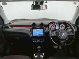 【整備工場完備】ご安心してお乗り頂くため環境を整えております。お車の定期メンテナンスの他、車検やタイヤ交換などもお任せください！