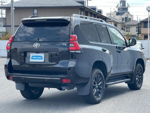 全国に店舗を展開しているのでどこでもお取り寄せが可能です！この車が気になるけど遠方だから・・・と諦める必要はありません！※別途陸送費が必要です。