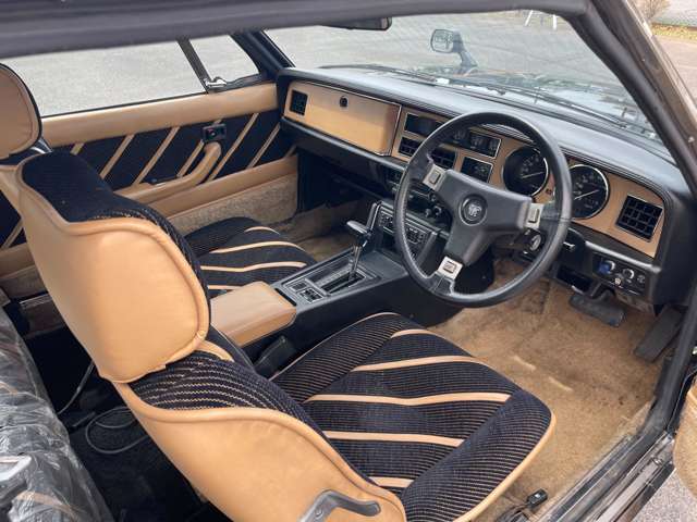 いすゞ 117クーペ ジウジアーロカスタム エンジン脱着 1980年