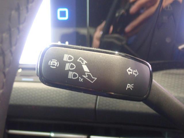 車線変更時に便利な二段階式ウィンカースイッチです！