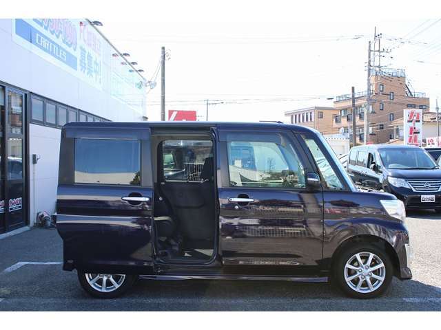 納車前には指定工場でしっかりとした整備を行いお客様に安心してお乗り頂ける様に心掛けています。だからできるカートルズは100％全車保証付き！「いいクルマ」と言われたい！を実現する為に日々取り組んでます。