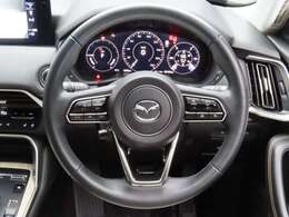 ☆ステアリングは上下と前後に調整できます。ベストな位置で運転をお楽しみください☆