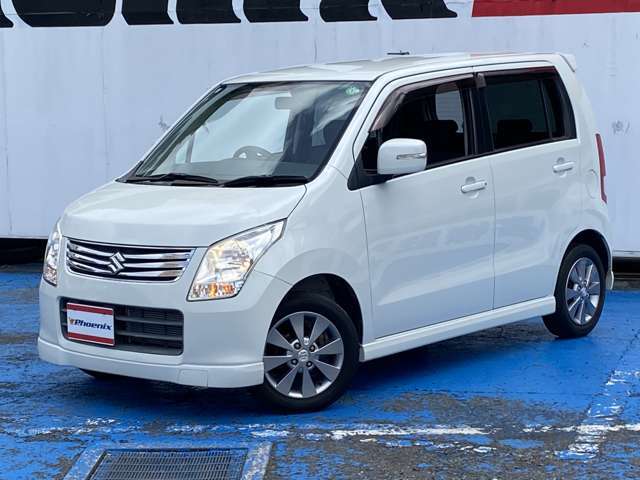 ユーザー買取車　1オーナー　特別仕様車　純正オーディオ　バックカメラ　CD　14インチ専用アルミ　HIDオートライト　エアロパーツ　本革巻きステアリング　スマートキー　プッシュスタート　オートエアコン
