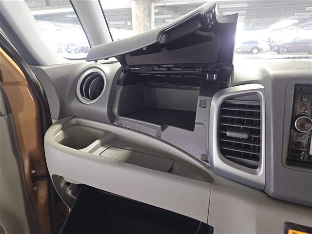 せっかく見つけたお気に入りの1台を遠いからとあきらめてほしくない！遠方でも陸送納車承れます。