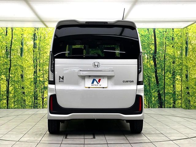 安心の最長10年・走行無制限保証（有償）をご用意。保証内容も充実はもちろん、無料点検＆オイル交換や、年中無休の全国・24時間ロードサービスも付帯されておりますのでご安心下さい。