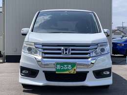 毎日全国の仕入れ先から厳選した車を仕入れております！プロの査定士の検査を受けた車を仕入れ、入庫後も社員が1台1台を走行チェックや状態確認・装備確認などを入念に行います。