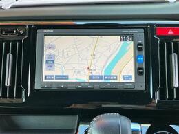 ナビ付きなのではじめての場所などへのドライブも安心！