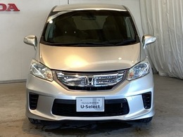 購入後も自社指定整備工場完備でお客様の愛車をしっかりサポート致します！御納車時には安全かつ安心してお乗り頂けるようホンダ専門知識を持つ整備スタッフが点検・整備・装備も説明をしてお渡ししております。