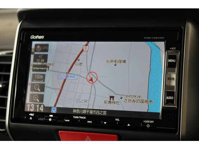 ナビはホンダ純正メモリーナビゲーション装備。TVやDVDも視聴出来ます。