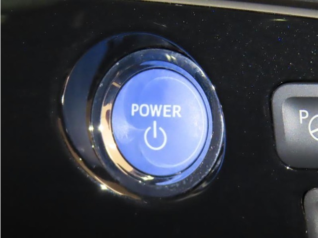 プッシュスタートシステムを装備しております。