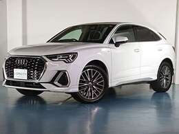 外装色はグレイシアホワイトメタリック。