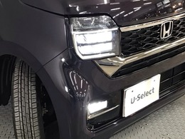 【LEDヘッドライト】ディスチャージヘッドライト（HID）と同等の明るさで、夜道や雨天走行が明るく視界良好！！　フォグライトも装備で、安心感さらにUPです♪安心ドライブを楽しんで下さい♪