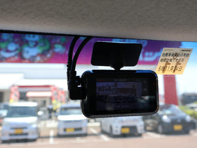 ドライブレコーダー付いています！最近はあおり運転による被害がとても多いです。もしもの時に備えましょう！
