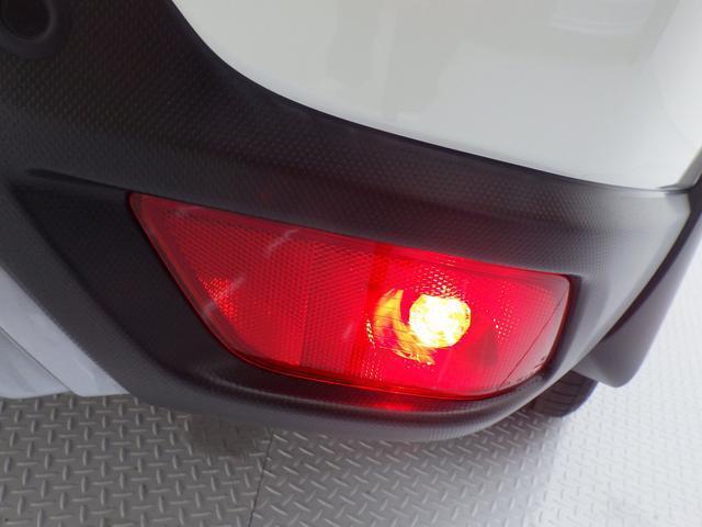 リヤフォグランプ。悪天候時に点灯することで後方や後続車両に自車の存在をアピールでき追突被害の回避につながります