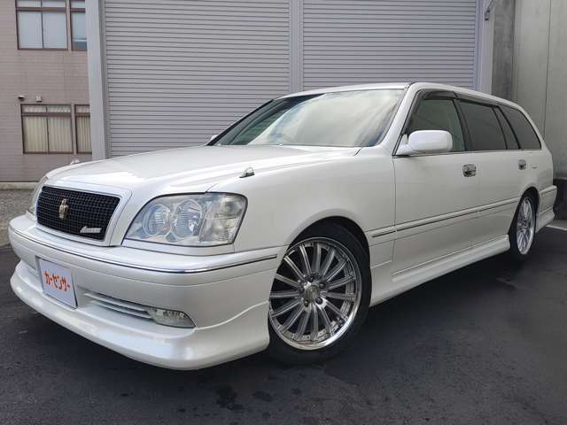 カーセンサーの数あるお車から当店の車両をご覧頂きありがとうございます。