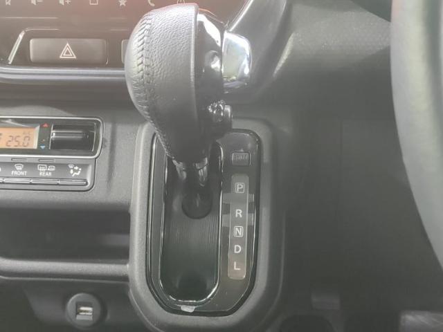 お車に合わせて無料保証以外にも、保証範囲、期間、距離を拡充させた有料保証もご用意しております！中古車の購入が初めてで不安・・・というお客様もご安心ください！