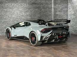 ☆世界限定60台限定車☆STO　60THアニバーサリーエディション☆ディーラー車☆左ハンドル☆走行400km☆車検R8年10月☆ボディカラー：GRIGIO　TELESTO（グレー）☆