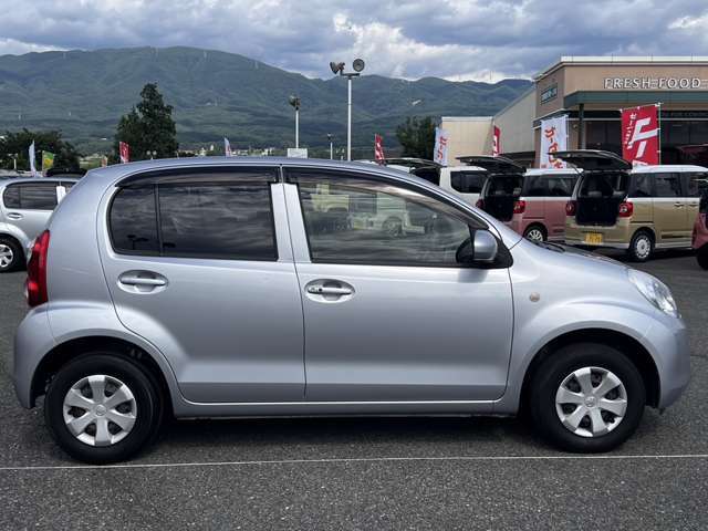 【安全】　自社整備工場完備！！　板金・車検工場も完備しておりますので、アフターもしっかりお任せ下さい！