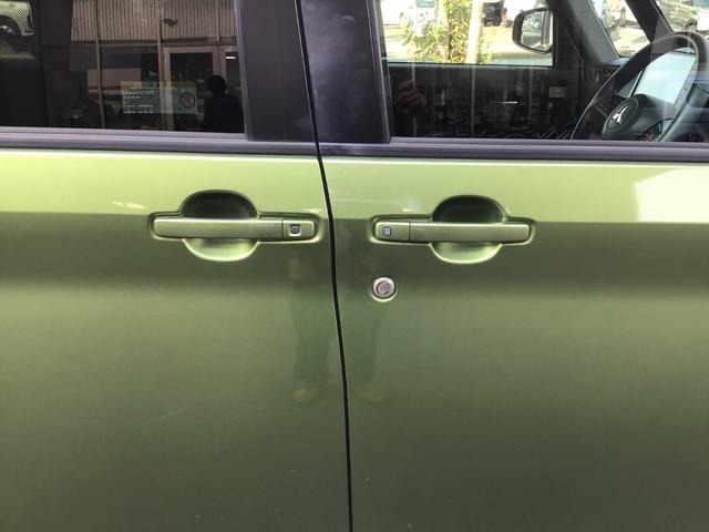 展示場裏側にも駐車スペースがございます。ショールーム前の駐車スペースが満車の際は、ご利用ください。