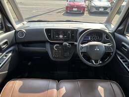 お車購入の際は、今お乗りのクルマの下取りも行います。思っている以上に価格が付くこともございます。　もちろん買取りのみも行っています。最新の査定システム！買取り見積り書の発行はオートバックスだけ！