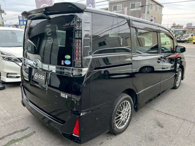 販売は中古車から新車まで取り扱っております！お車の事はなんでもご連絡下さい！