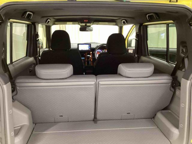 車内全体です（後方から）