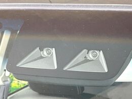 【スマートアシスト】走行中に前方の車両等を認識し、衝突しそうな時は警報とブレーキで衝突回避と被害軽減をアシスト。より安全にドライブをお楽しみいただけます。