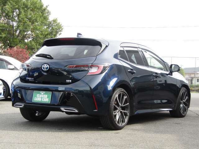 【タイヤ交換もお任せください！！】当店では各種、新品タイヤ・アルミも格安で取り扱いいたしております。認証工場完備。車のことならなんでもご相談ください。　　　※メールやLINEでのお問合せも可能です。