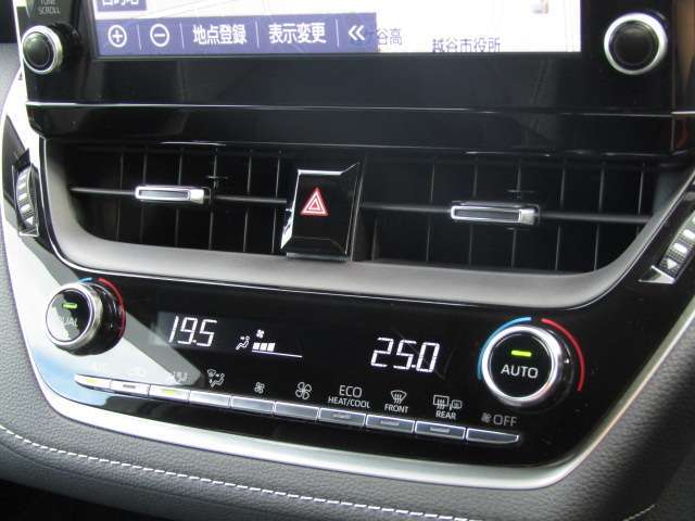 【オートエアコン機能付き】お好きな温度に設定すれば、自動的に温度を調節、車内の快適空間をサポート致します！！
