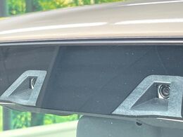 【スズキ　セーフティサポート】走行中に前方の車両等を認識し、衝突しそうな時は警報とブレーキで衝突回避と被害軽減をアシスト。より安全にドライブをお楽しみいただけます。