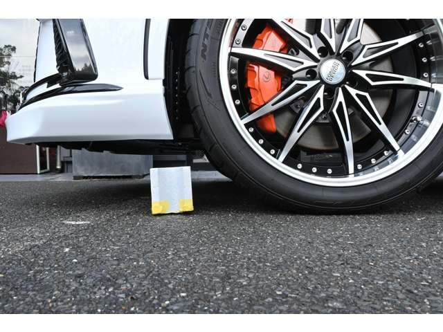 ■これまでの長い販売実績と培ったノウハウは当社の強みです！お客様の愛車をカスタムカー販売の実績のないディーラー様や他店様ではなく当社へお任せください！