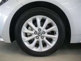 安心2.☆車両検査証明書付き☆　トヨタ認定車両検査員による厳正な検査！修復歴はもちろん、わずかなキズも正しくお伝えします！　クルマの状態がひとめでわかります。