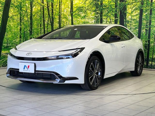 高透明度のガラス皮膜で撥水はもちろん、上質なツヤ・光沢を実現。紫外線や酸性雨から大切な愛車を保護し、色あせ・劣化を防止。「弾スプラッシュコート」、「弾プリミッサコート」からお選びいただけます。