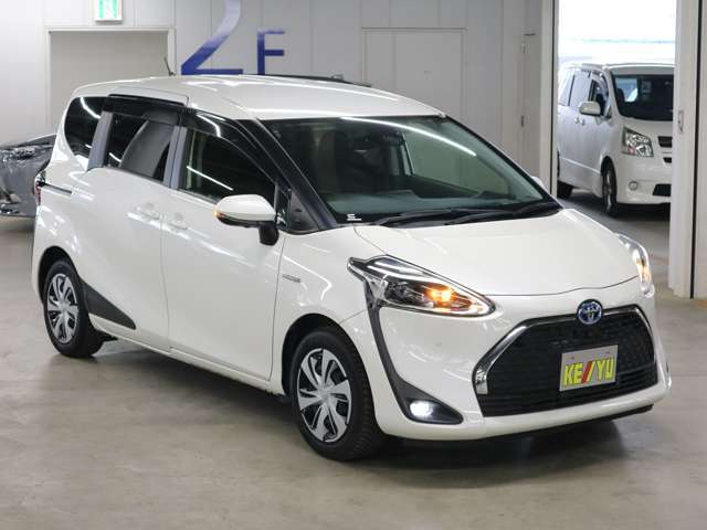 当社の展示車は全車両に”社団法人自動車公正取引協議会”の車両状態説明書を掲示しております。修復歴の有無は勿論、ドア等の外板の交換歴の有無までも表示☆口頭説明では無く書面にてお渡ししております♪