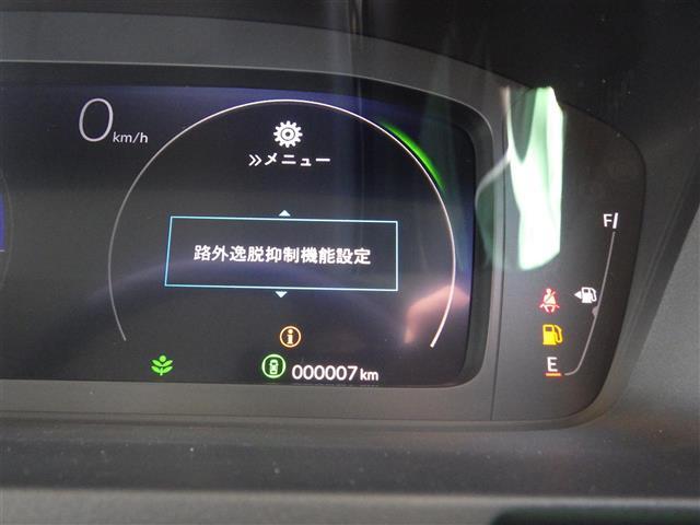 【スピードメーター】メーターがシンプルで見やすく運転しやすいですね！