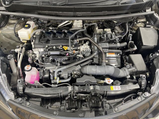 親切・丁寧な専門メカニックスタッフが応対！・車検・点検整備・事故等の修理などアフターサービスも安心。お車のカスタマイズもネクステージのサービススタッフまでご相談ください！