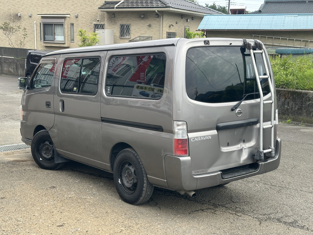 当店では、ハイエースの車両を多数掲載しております。さまざまなモデルや仕様のハイエースをご覧いただけるので、ぜひ一度ご確認してみてはいかがでしょうか。ご希望の条件に合った車両が見つかるかもしれません！