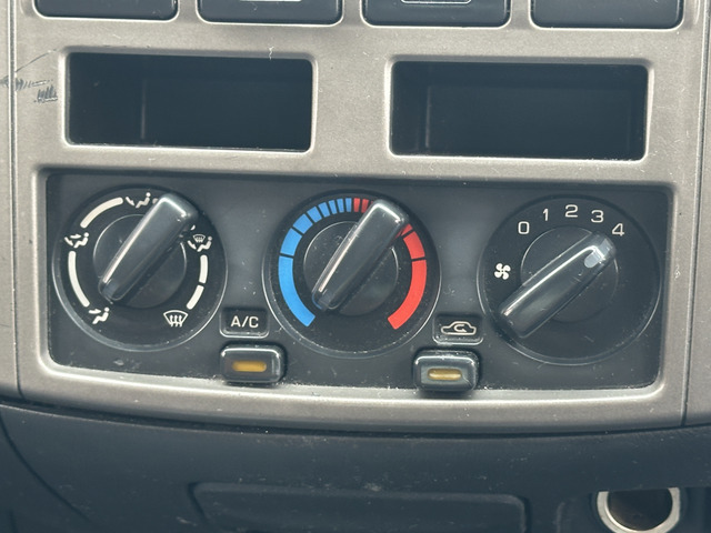 ■早期納車可■5ドア■ディーゼルターボ■記録簿14枚■Bluetooth■キーレス■スペアタイヤ■リアラダー■エアコン■パワーウィンドウ■パワステ■イージークローザー
