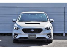 スバルらしいいフロントマスク ♪スタイリッシュで力強さを感じさせるルックスです♪