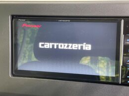 【ナビゲーション】目的地までしっかり案内してくれる使いやすいナビ。Bluetooth接続すればお持ちのスマホやMP3プレイヤーの音楽を再生可能！毎日の運転がさらに楽しくなります！！