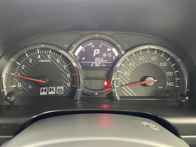 【スピードメーター】メーターがシンプルで見やすく運転しやすいですね！