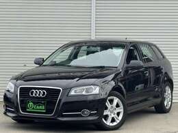 「アウディに乗ったら、気分アゲアゲ”アゲディ”」オシャレなのに重くない。スッと決まって笑顔も出ちゃう。テンション上がりすぎ注意！