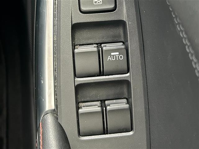 【運転席操作部】快適なドライブを楽しむための機能が装備されています！運転席から触れるので、使いやすいです！除菌プランいれていただくと、さらに清潔で安心していただけます！