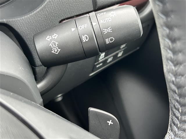 【運転席操作部】快適なドライブを楽しむための機能が装備されています！運転席から触れるので、使いやすいです！除菌プランいれていただくと、さらに清潔で安心していただけます！