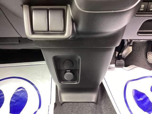 ☆車の保険は買ったところで加入するのがベストです。保険に関しても大手保険代理店をしておりますので安心してお任せください。不慮の事故の際も自社鈑金工場と連携して修理を進めてまいります☆