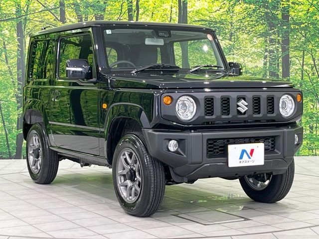 大好評のボディコーティング「弾スプラッシュコート」もご納車までに施工可能。通常のガラスコートと異なる、耐久年数6年の無機質ガラスコーティングが、ボディをキレイな状態に保ってくれます。