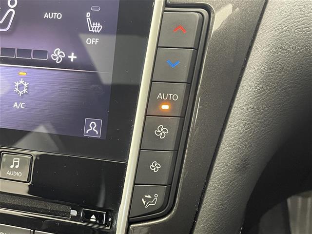 【運転席操作部】快適なドライブを楽しむための機能が装備されています！運転席から触れるので、使いやすいです！除菌プランいれていただくと、さらに清潔で安心していただけます！