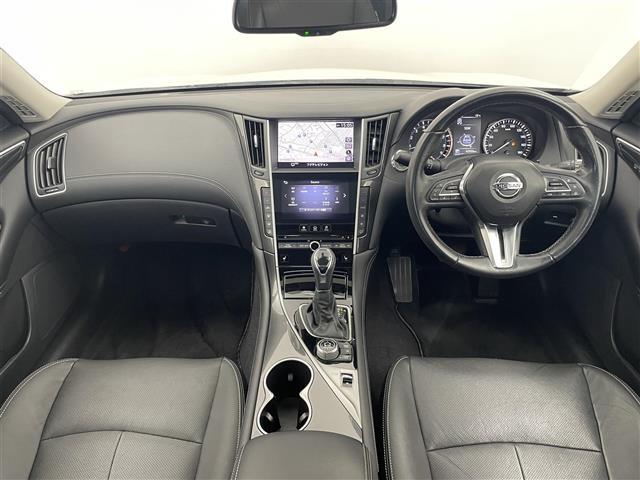 【インパネ全体】全方位で視界が広く、高い目線で運転もしやすいです！